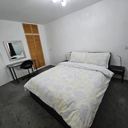 Entire Rental, Easy Reach To Etihad Stadium Manchester Luaran gambar